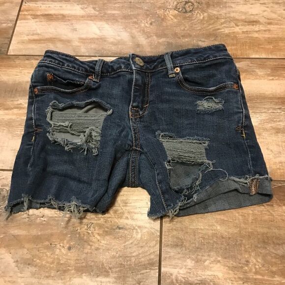 Aeropostale - Destroyed Jean Shorts (Size 2) - Picture 1 of 4